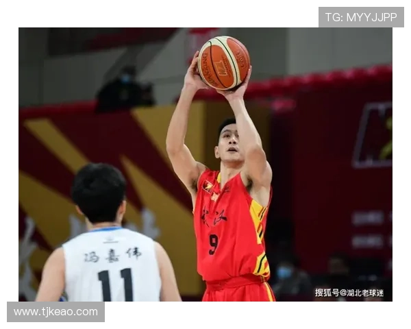 南京篮球队与武汉篮球队赛后技术分析与战术总结