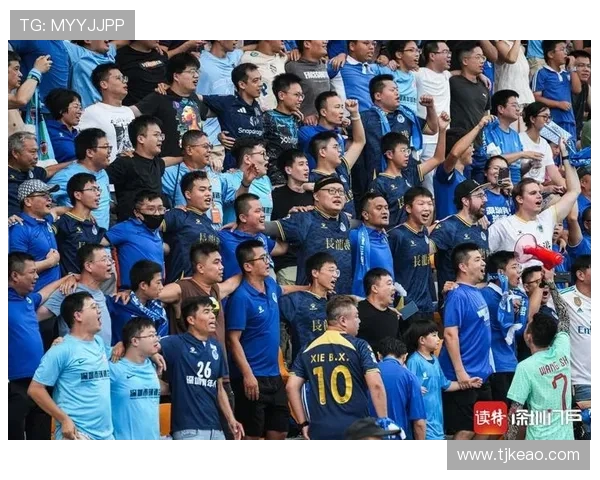 深圳篮球队状态引发热议球迷对球队表现的不同看法与期待 深圳篮球队状态引发热议球迷对球队表现的不同看法与期待