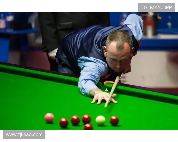 台球运动的魅力与技巧探索：从基础规则到高级战术的全面解析