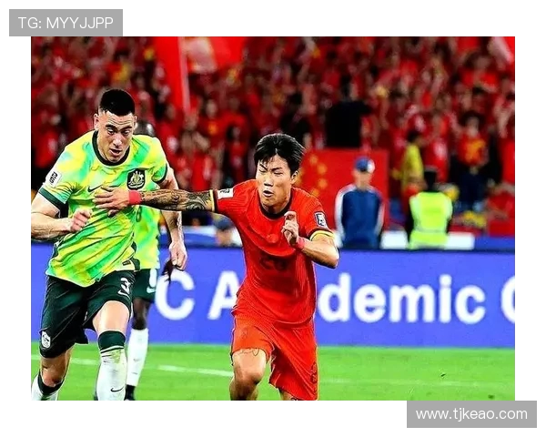 国足逆转击败劲敌全场沸腾年轻球员闪耀赛场展现中国足球新希望