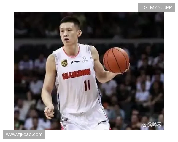 周鹏:从篮球场上的拼搏到生活中的坚持与成长之路